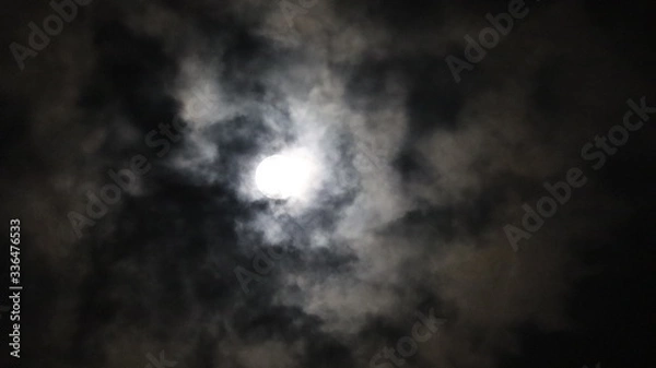Fototapeta full moon and clouds