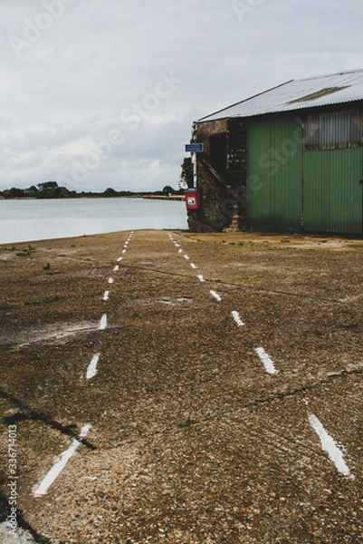 Fototapeta Is this the way? A path to nowhere?