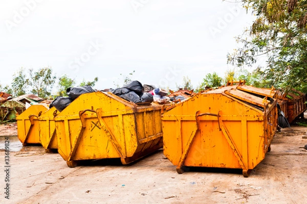 Obraz The yellow bins