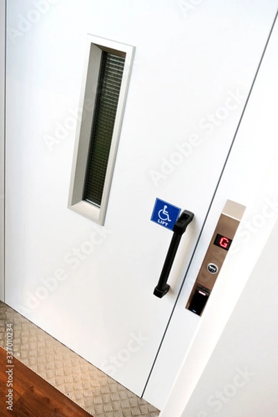 Fototapeta lift door