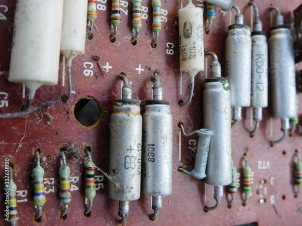 Fototapeta 
PCB capacitors are versatile components for assembly and simulation.