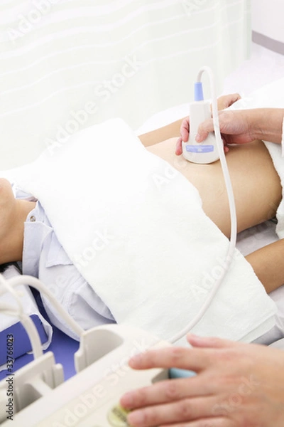 Fototapeta エコーを使う医者