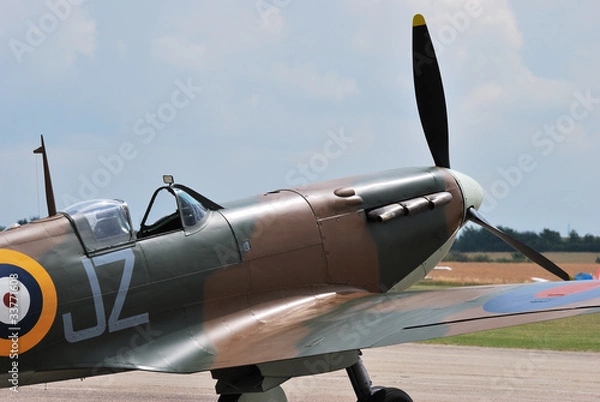 Obraz Spitfire standing on runway