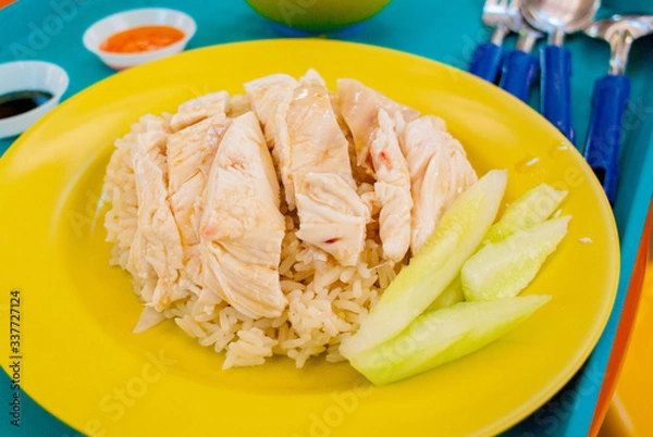 Obraz シンガポールの代表グルメ海南鶏飯（チキンライス）
