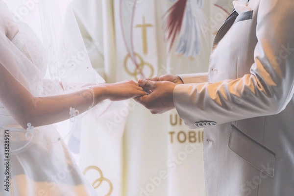 Obraz 結婚式 wedding リング チャペル 手を繋ぐ