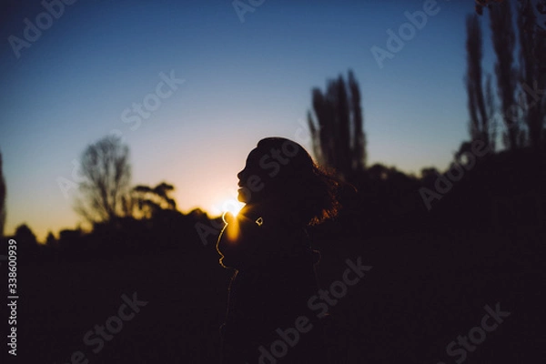Fototapeta silhouette of a woman