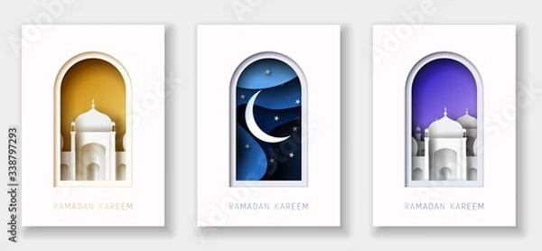 Obraz Ramadan Kareem 3d abstrakcyjne ilustracje cięcia papieru zestaw. Okno z islamskim meczetem, gwiazdami, księżycem i niebieskim nocnym niebem.