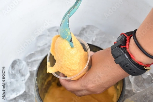 Obraz Nieve artesanal de mango