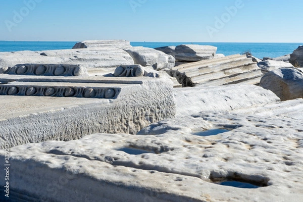 Obraz white marble texture on the coast
