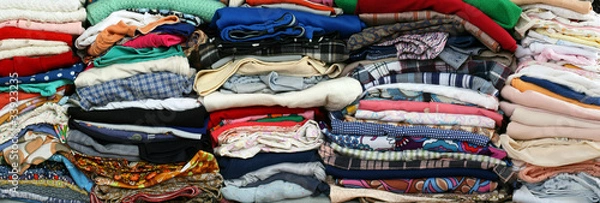 Fototapeta stare ubrania