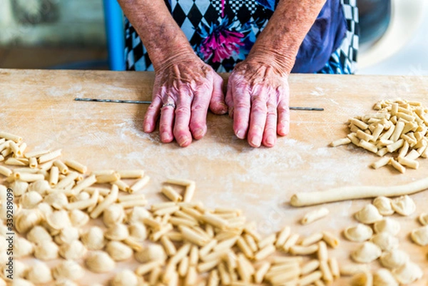 Obraz Making Orecchiette