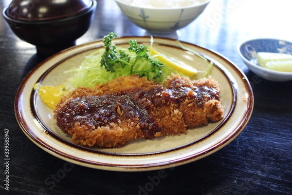 Obraz 味噌カツ定食