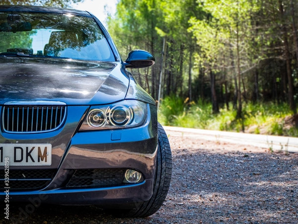 Obraz AUGUST 2017: BMW 3 series E90 330i Sparkling Graphite luxury car.