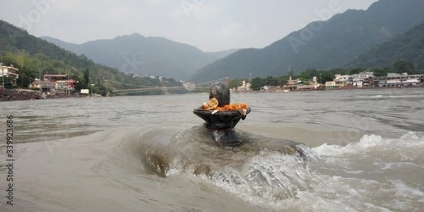 Obraz shivling in water on rishikesh