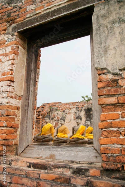 Obraz アユタヤの涅槃像：タイの寺院跡：東南アジアの世界遺産