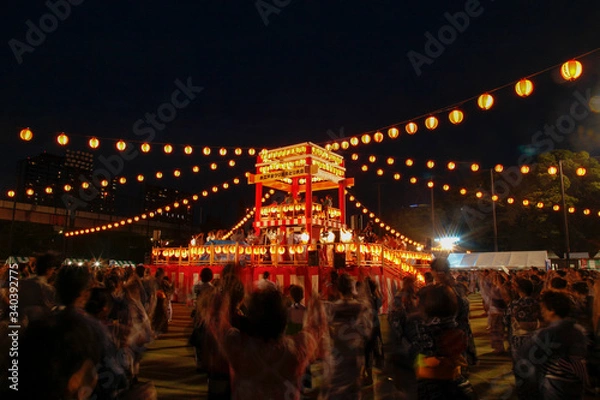 Fototapeta 夏祭りと盆踊り