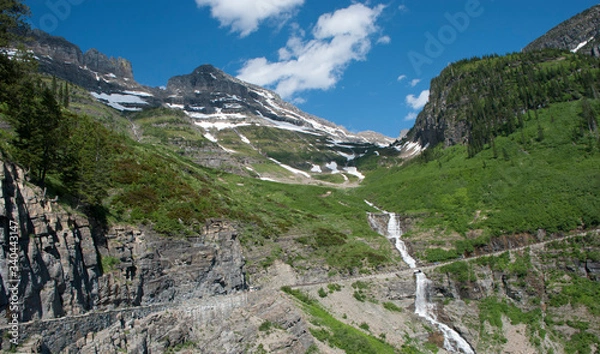 Fototapeta Mountain drive one