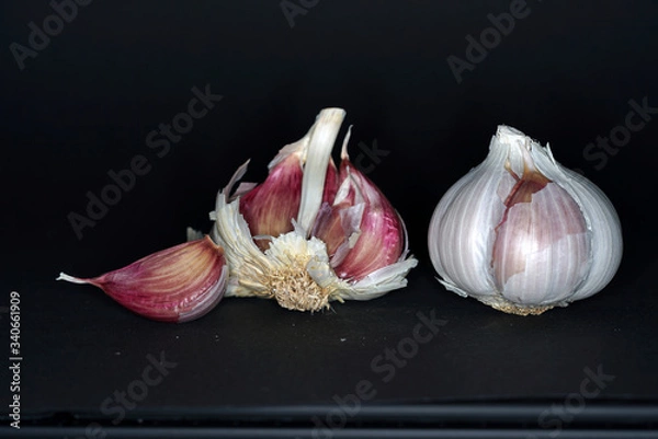 Obraz garlic on a black background