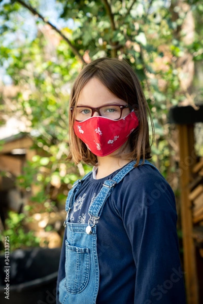 Obraz Child with face mask