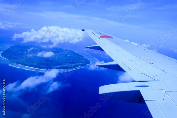 Obraz 上空から見た海と島