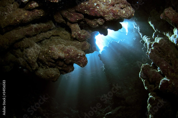 Obraz underwater caves with light beams