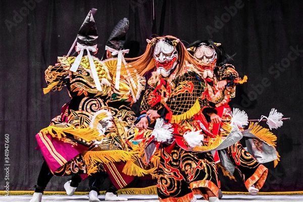 Obraz 日本、広島、広島神楽、芸北神楽、神楽「紅葉狩」、鬼女大王、伝統芸能の魅力