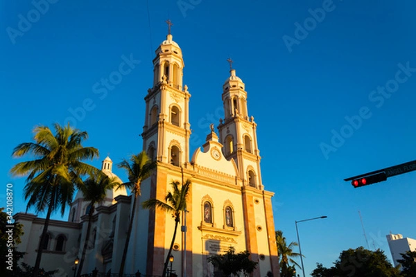 Obraz Famous Cathedral Basilica of Our Lady of the Rosary located in the city center