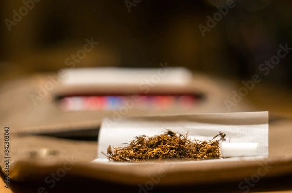 Obraz Rolling tabacco cigarette