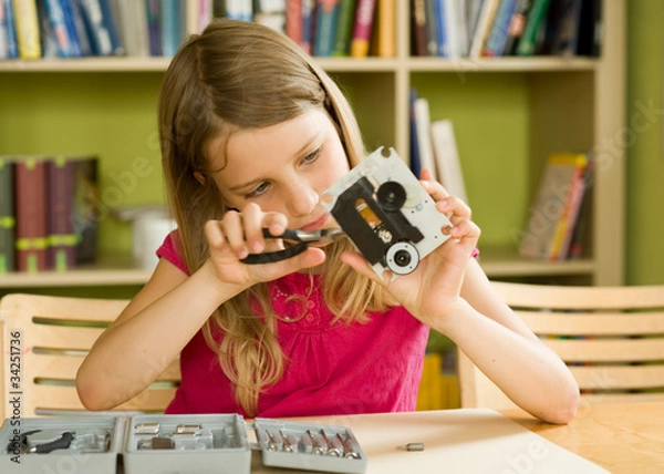 Obraz Mädchen bastelt