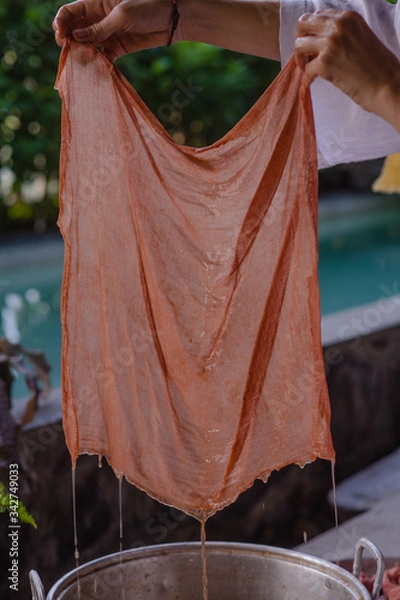 Obraz hand dyeing fabrics made from natural dyes