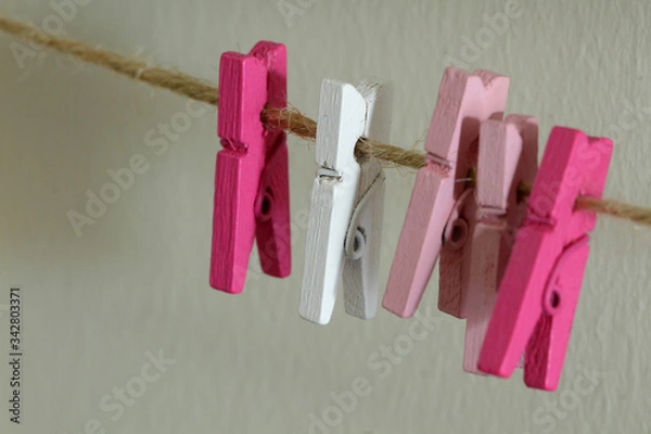 Fototapeta pink clothes peg