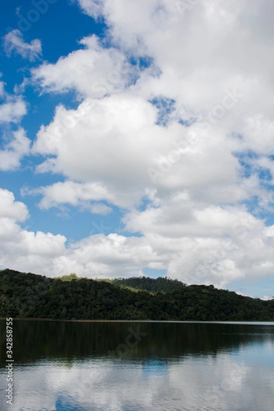 Obraz clouds over the lake