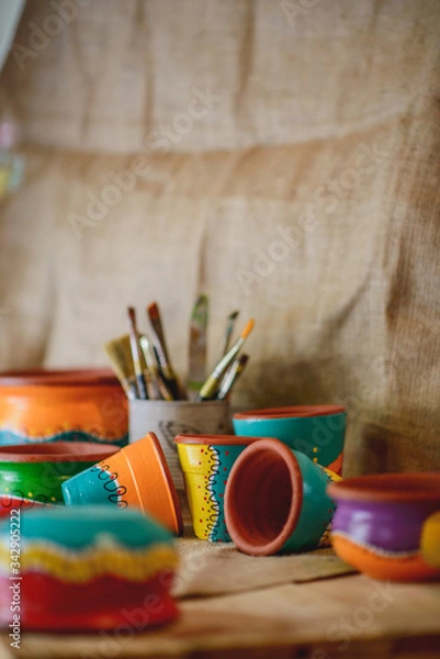 Obraz hand painted colored pots
