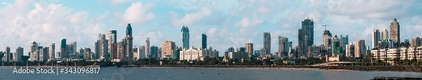 Fototapeta A panorama of the skyline as seen from Marine Drive, South Mumbai. The panorama begins with Kemps Corner and ends at where the Art Deco buildings start. 