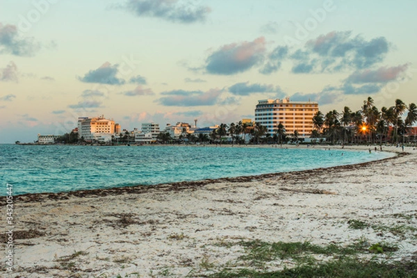 Fototapeta 
city ​​on the beach