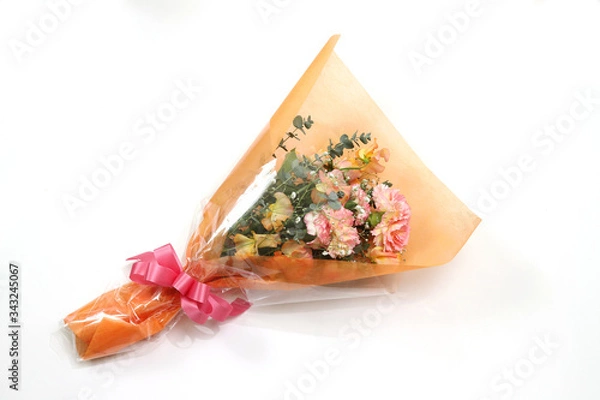 Fototapeta ラッピングされた様々な花の花束