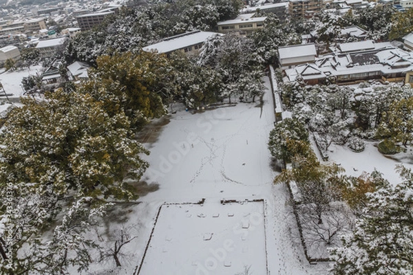 Fototapeta 冬の福山城の天守から見た福山市の風景