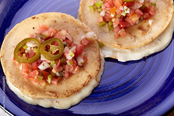 Fototapeta Comida típica Tortillas con quesillo