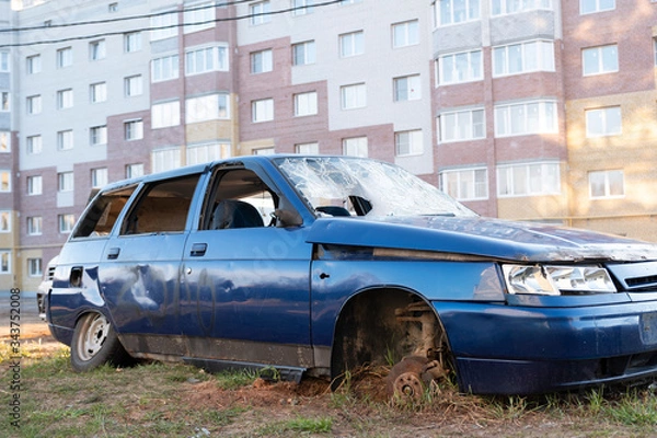 Obraz broken car Windows