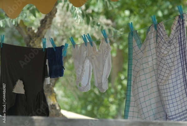 Obraz linge étendu au soleil