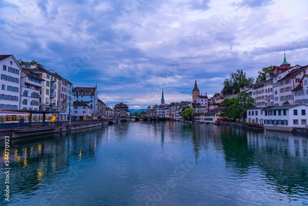 Fototapeta Beautiful view of Zurich in the quiet morning.