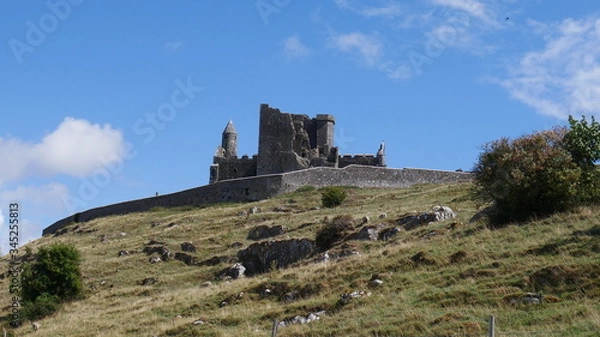 Fototapeta The Rock of Cashel, also known as Cashel of the Kings and St. Patrick's Rock, is a historic site located at Cashel, County Tipperary, Ireland.