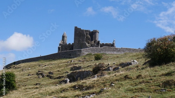 Fototapeta The Rock of Cashel, also known as Cashel of the Kings and St. Patrick's Rock, is a historic site located at Cashel, County Tipperary, Ireland.