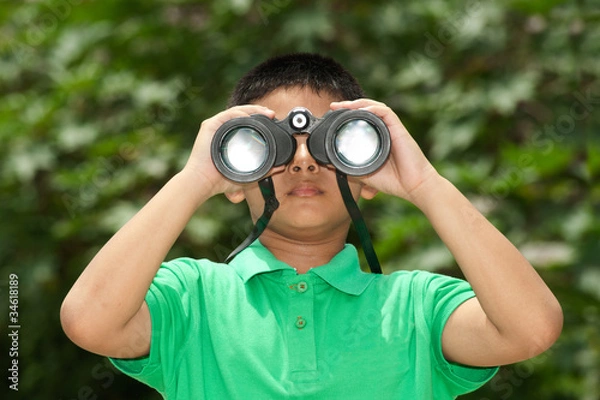 Fototapeta Boy with binocular 2.