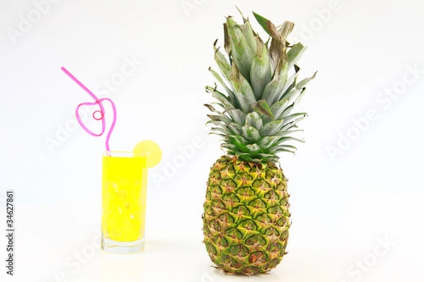 Fototapeta パイナップルとトロピカルドリンク