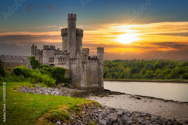 Fototapeta Blackrock Castle and observarory in Cork at sunset, Ireland