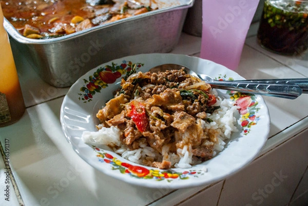 Obraz タイのローカルで定番の【おかず乗せごはん】