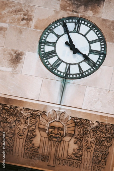 Obraz Clock with copper rust