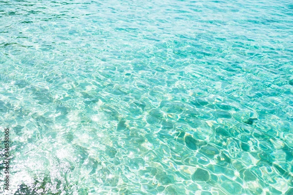 Obraz キラキラ輝くエメラルドグリーンの海の表面