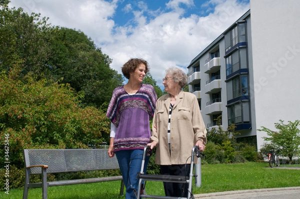 Obraz Ältere Dame mit Enkelin